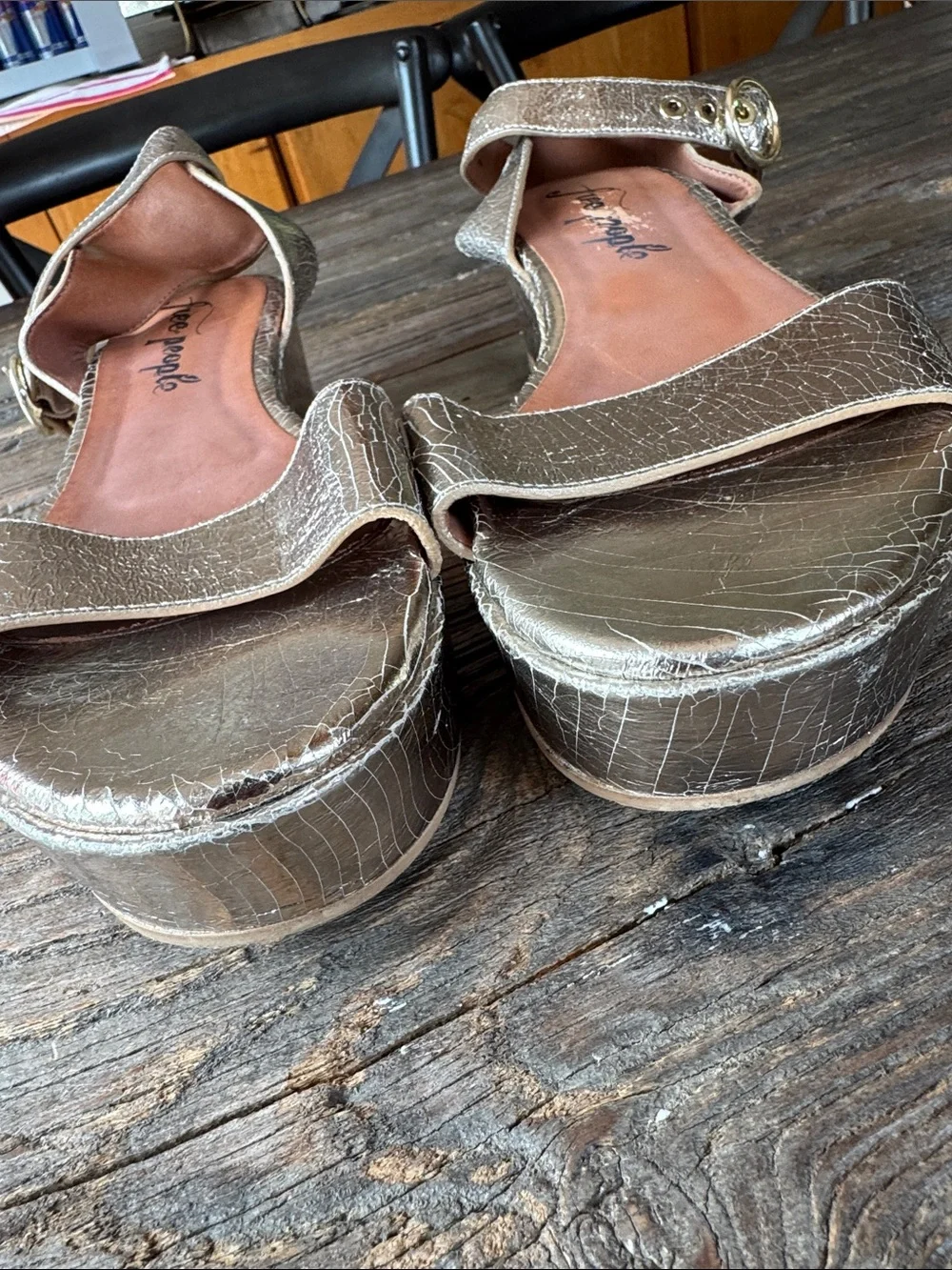 Free people, gold, metallic platform, ankle strap, sandal 40/9